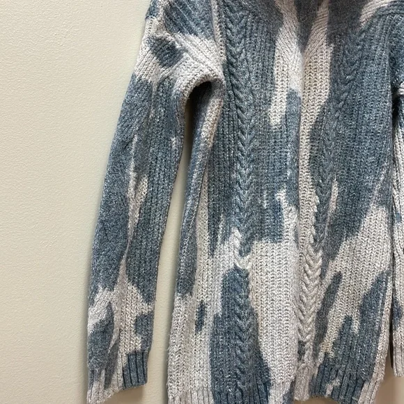 Pilcro Spotted Turtleneck Sweater From Anthropologie!!🔥🔥🔥 - Picture 8 of 16